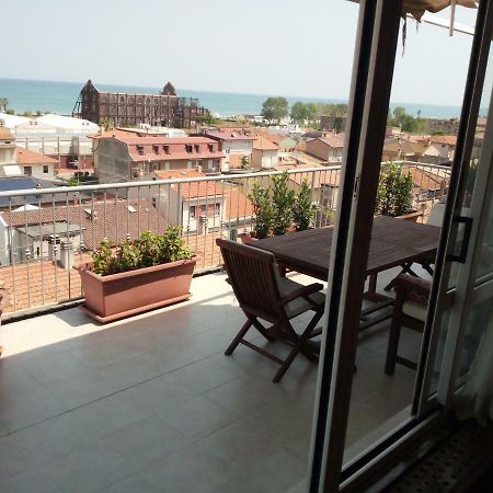 Sky Wellness Apartment Porto Sant'Elpidio Luaran gambar